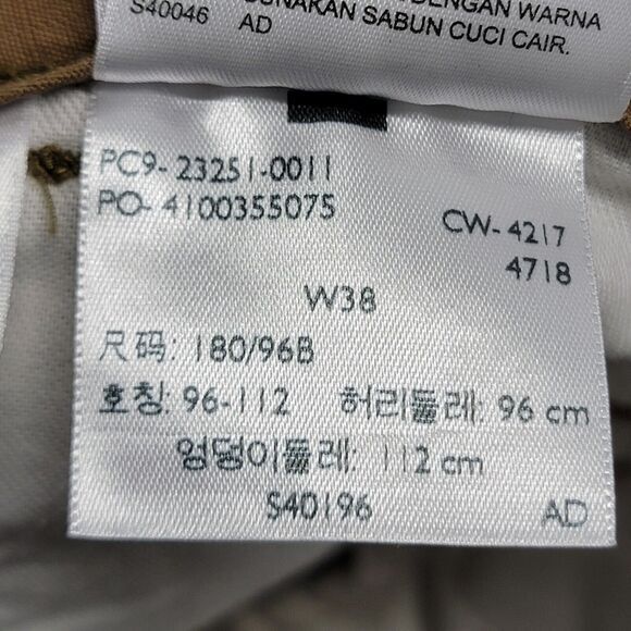 Levi's Cargo Shorts Mens Size 38 Brown Tan Cotton Ripstop Pockets White Tab Logo - Picture 3 of 9